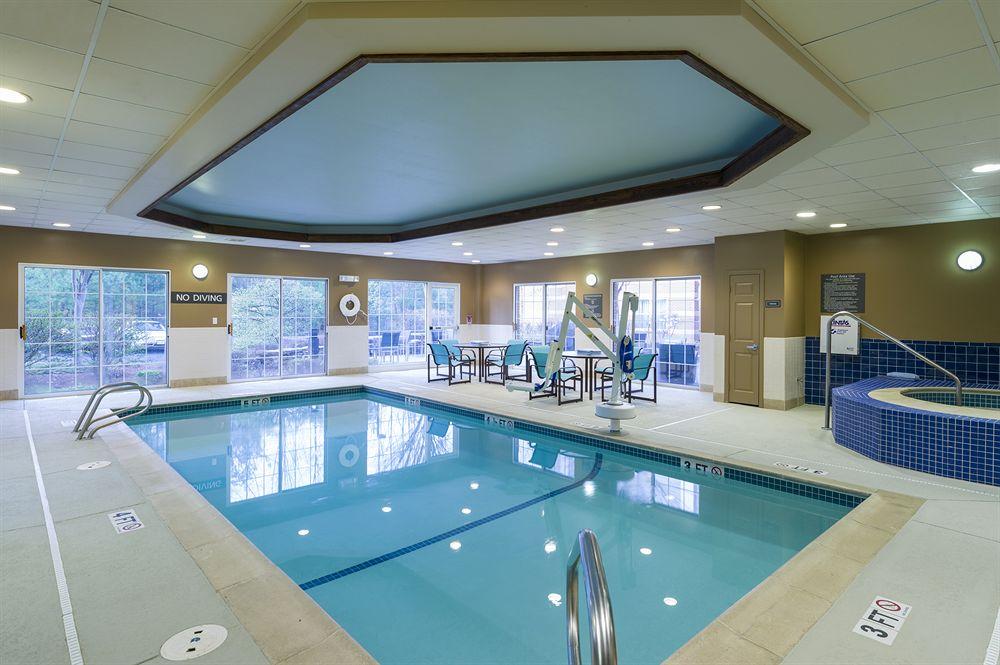 Residence Inn Boston Framingham Exterior photo