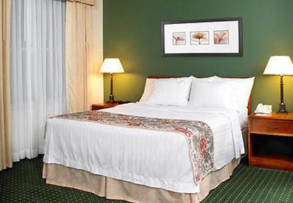 Residence Inn Boston Framingham Room photo